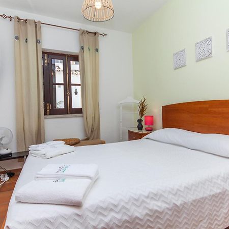 J - Casa Do Farol Guesthouse ラゴス 部屋 写真