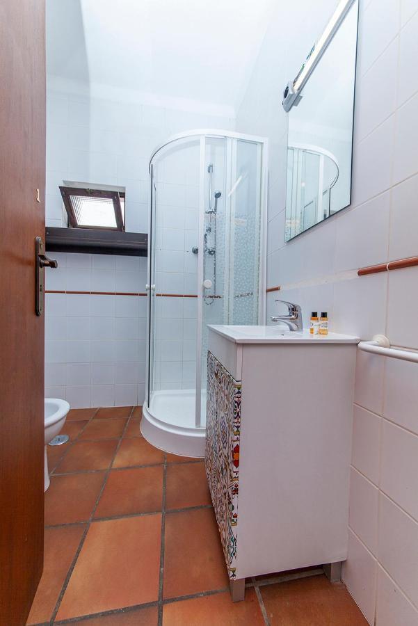 J - Casa Do Farol Guesthouse ラゴス エクステリア 写真