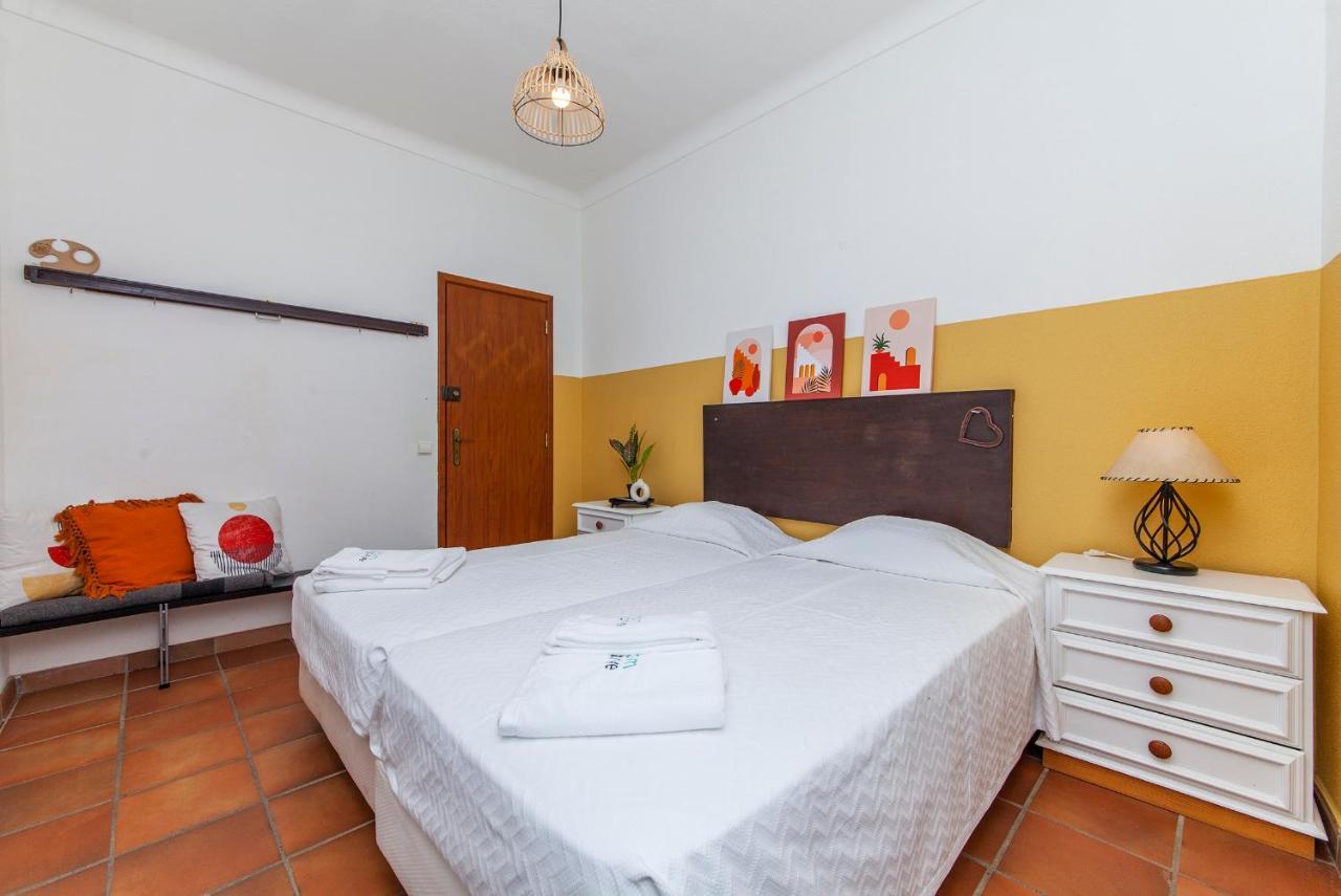 J - Casa Do Farol Guesthouse ラゴス エクステリア 写真
